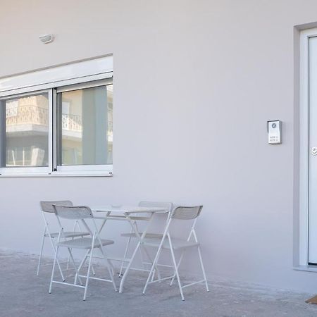 A Brand New, Beautifully Decorated Maisonette. Chalkida Bagian luar foto