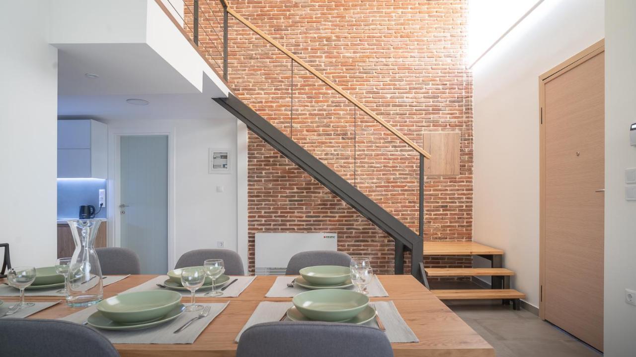 A Brand New, Beautifully Decorated Maisonette. Chalkida Bagian luar foto